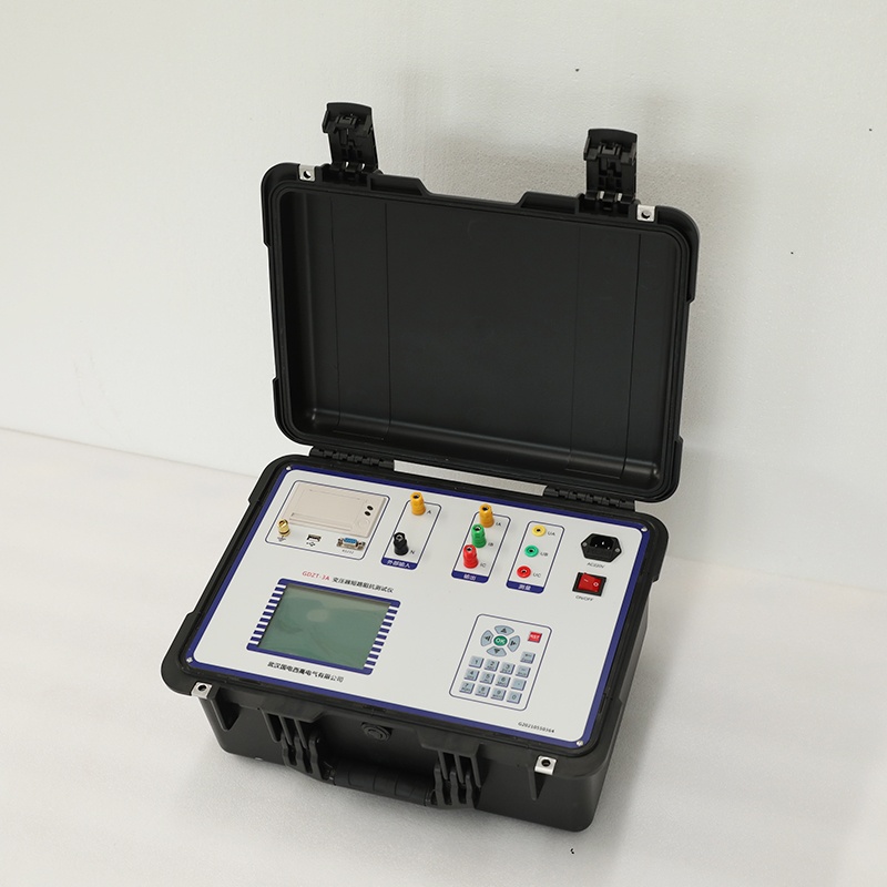 變壓器短路阻抗測試儀實(shí)物圖